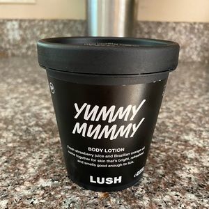 SOLD**** LUSH Yummy Mummy Lotion